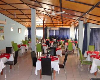 هوم لاند هوتل - نيامي - مطعم