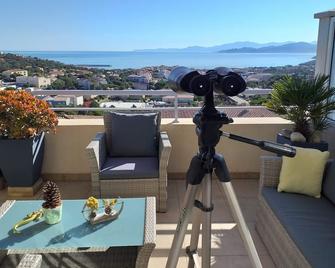 Apartment With Full Sky Terrace - Stunning View - L'Île-Rousse - Balkon