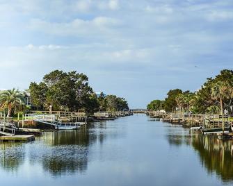 The Oceanfront Litchfield Inn - Pawleys Island - Playa