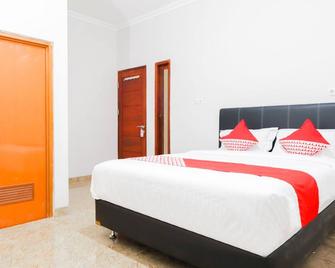 OYO 1519 Axl Residence - ג'קרטה - חדר שינה