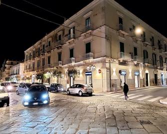 Molfetta Central Station Studio - Molfetta - Edificio