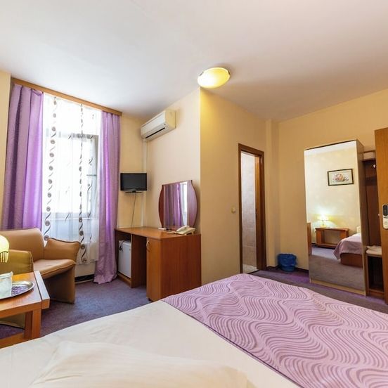 Hotel Amphitryon image 1