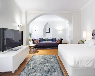 Adc - Albergaria Do Calvário - by Unlock Hotels - אבורה - חדר שינה