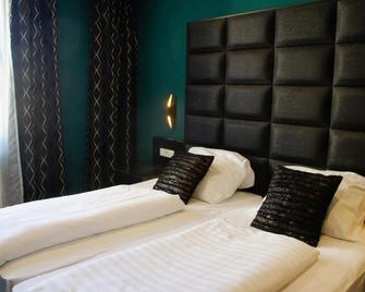Hotel Athen - Kelsterbach - Schlafzimmer