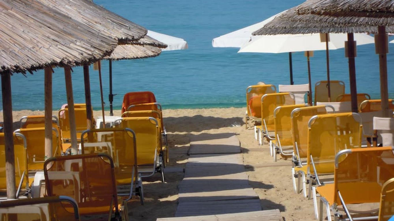 Hotel Loukas Vrachos