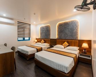 Hoa Nam Hotel Van Phuc - Hanoi - Bedroom