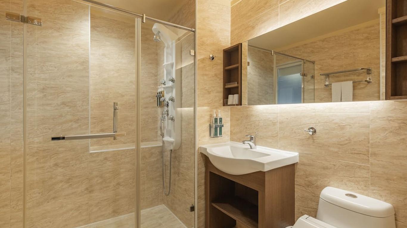 Kindness Hotel - Kaohsiung Guang Rong Pier
