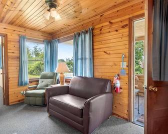 Greenway Log Cottage - 2 - Green Lake - Sala de estar