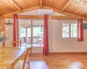 Chalet du bassin d'Arcachon N°15 - Арес - Їдальня