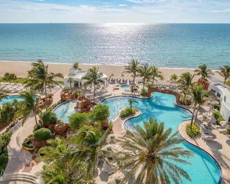 21st Floor Luxury Suite at Trump Int Resort - Sunny Isles Beach - Pool