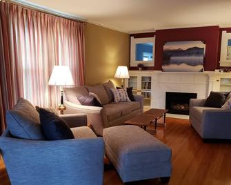Governors Home - Cheyenne - Sala de estar