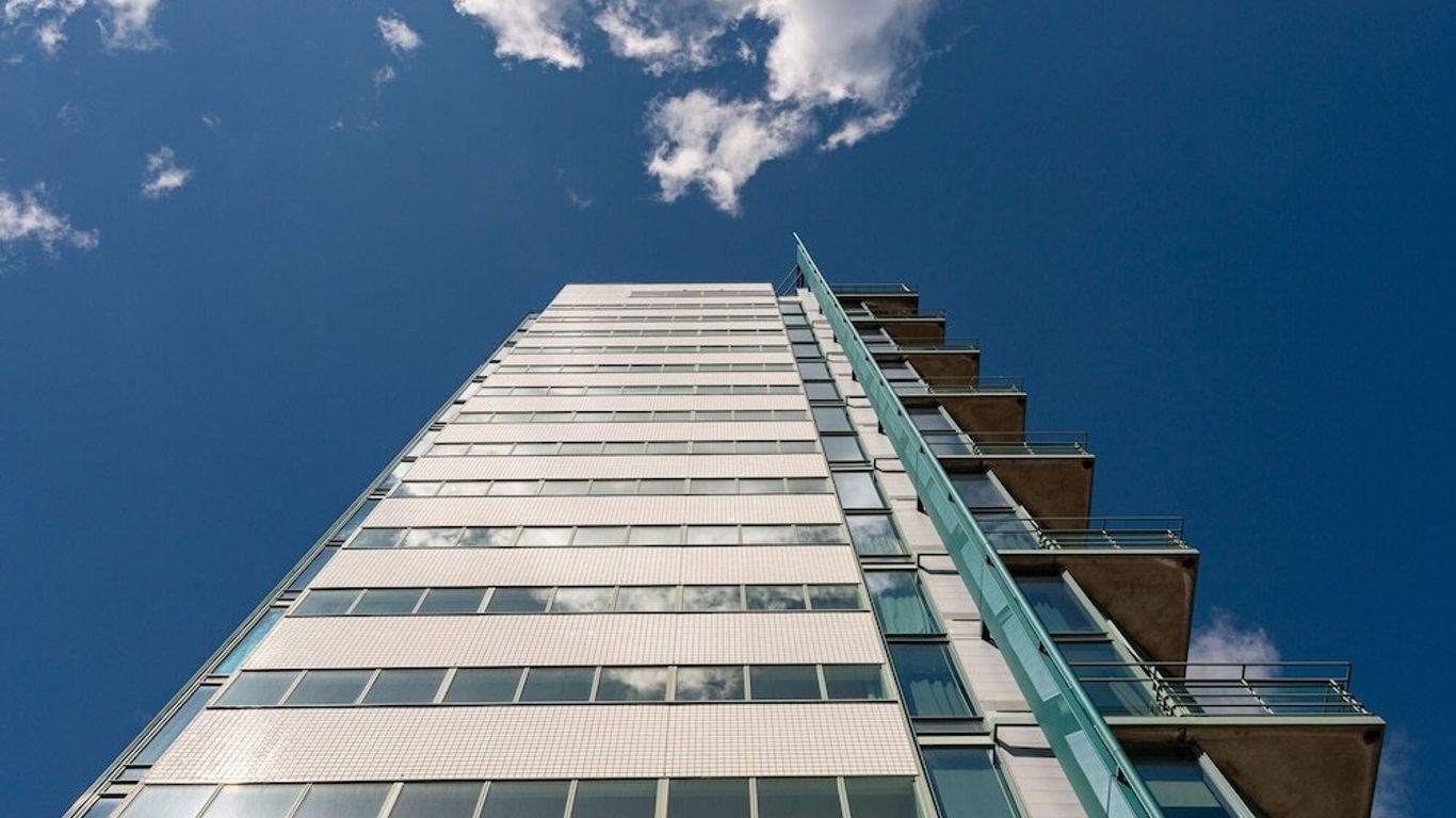 スリープウェル アパートメンツ イースト