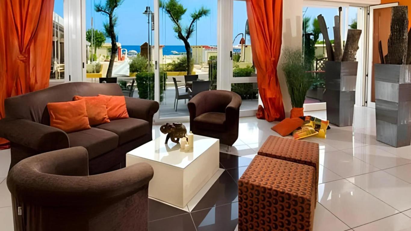 Hotel Thea
