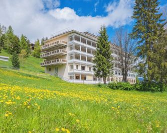 Davos Youth Hostel - דאבוס - בניין