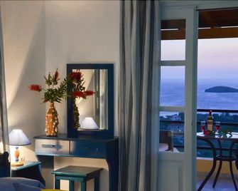 Dina Hotel - Plati