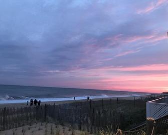 Ocean Surf Resort - Montauk - Beach