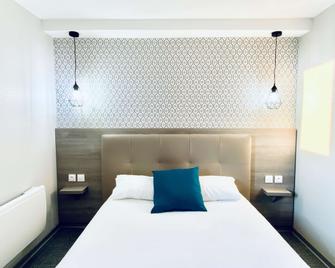 Sure Hotel by Best Western Calais Coquelles Tunnel s/ Manche - Coquelles - Slaapkamer