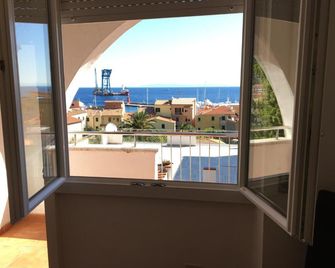 Hotel Bahamas - Giglio Porto - Balcón