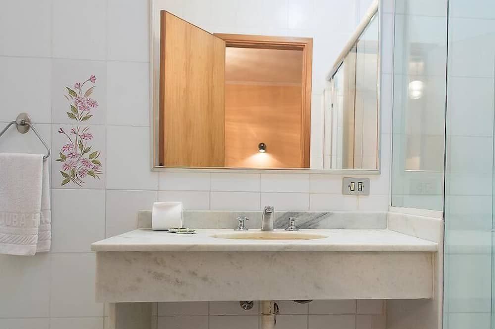 Itajubá Hotel - Rio de Janeiro - Bathroom
