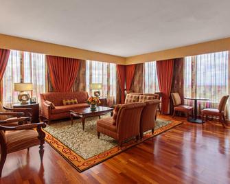 Holiday Inn Sacramento Downtown - Arena By IHG - סקרמנטו - סלון