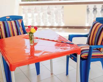 Asili Beach House - Dar es Salaam - Comedor