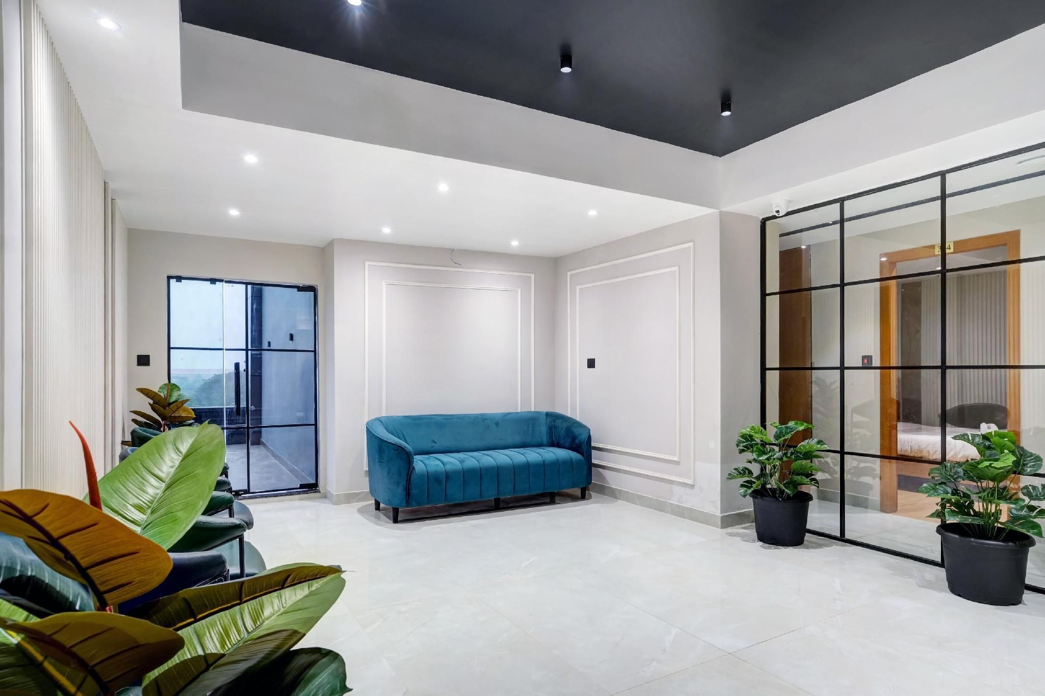 Townhouse Oak Sarusajai Stadium - גוואטי - סלון