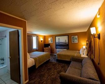 Super 8 by Wyndham Bridgeview of Mackinaw City - מקינאו סיטי - חדר שינה