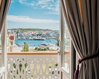Grand Hotel Marstrand - Marstrand - Balcone