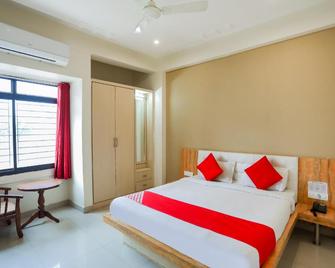 Hotel Kamdhenu inn Prayagraj - Аллахабад - Спальня