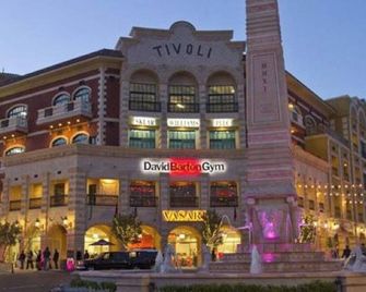 Summerlin Beauty' near Red Rock Hotel and LV Strip Min 30 nts @ 149 p/nt NO Tax - 拉斯維加斯 - 建築