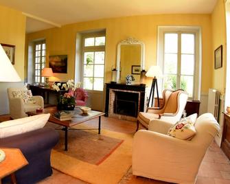 The Chair's'old Press Robbery, With Completely Done - Montmirail - Salon