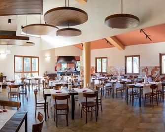 Hotel with swimming pool in Arbus - Ingurtosu - Restaurant
