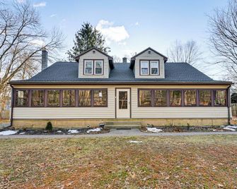 World Cup 2026 Apt Rental 13 Mi to Foxborough - Attleboro - Building