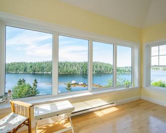 Spacious villa by the sea - Peggy's Cove - Living room