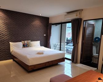 Dfeel House - Patong - Habitación