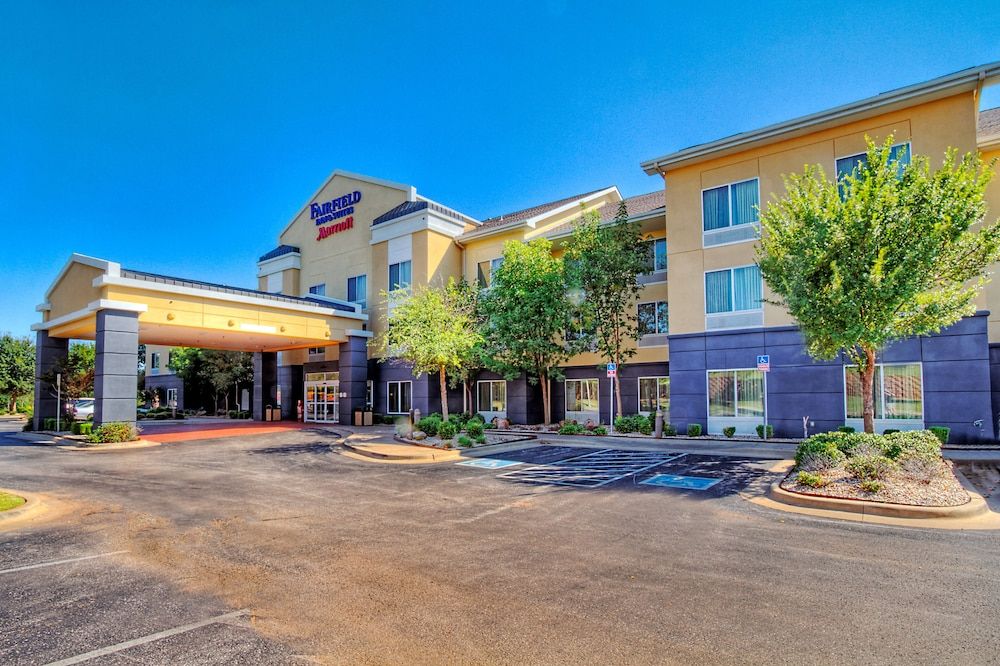 Fairfield Inn and Suites by Marriott Edmond - Edmond - Edificio