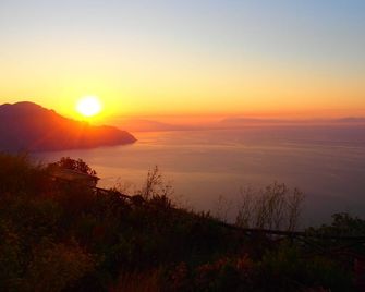Giardino Sul Mare - Amalfi - Outdoors view