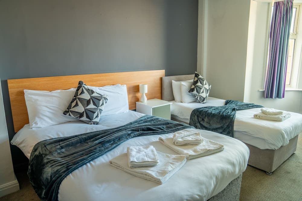 ستراثمور هوتل