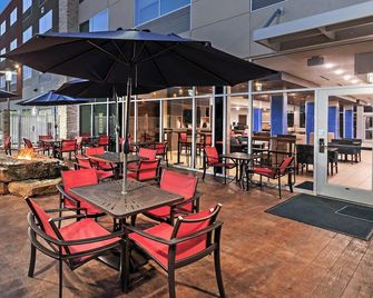 Holiday Inn Express & Suites Brenham South By IHG - Brenham - Ravintola