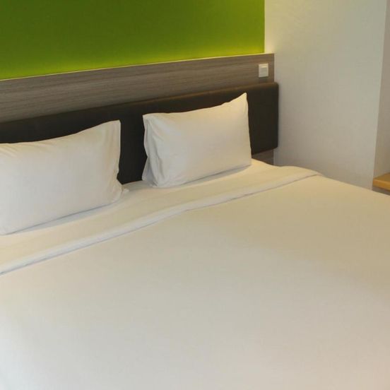 Amaris Hotel Margorejo Surabaya image 1