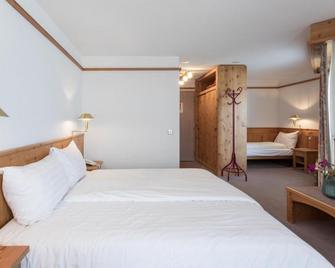 T3 Alpenhotel Flims - Flims - Schlafzimmer