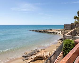 Villa Sulla Spiaggia - Casa Maccari - Playa