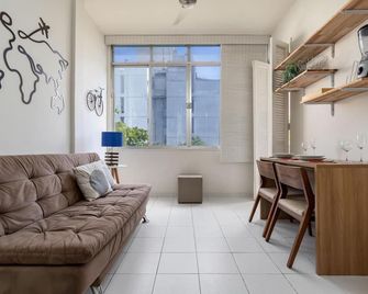 Conforto em Ipanema - 2 quadras da praia - VP604 Z1 - Rio de Janeiro - Sala de estar