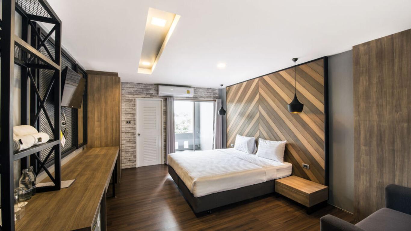 The Circle Hotel