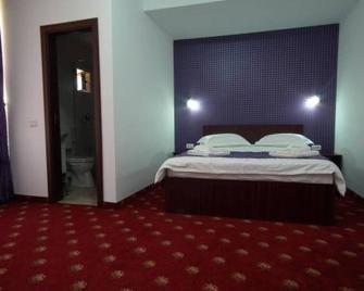 Vila Queen Mary - Constanţa - Bedroom