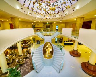 โรงแรมดอนจีวานนีปราก - โรงแรมที่ดีที่สุดของโลก - ปราก - ล็อบบี้