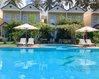 Areca Resort - Phan Thiet - Piscina