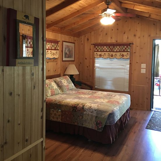 Bedroom view of Lake View Lodge
