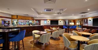 Delta Hotels by Marriott Swansea - Swansea - Restaurang
