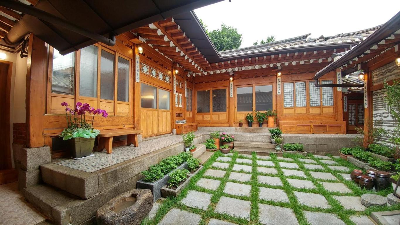 Bukchon Sosunjae Hanok Guesthouse